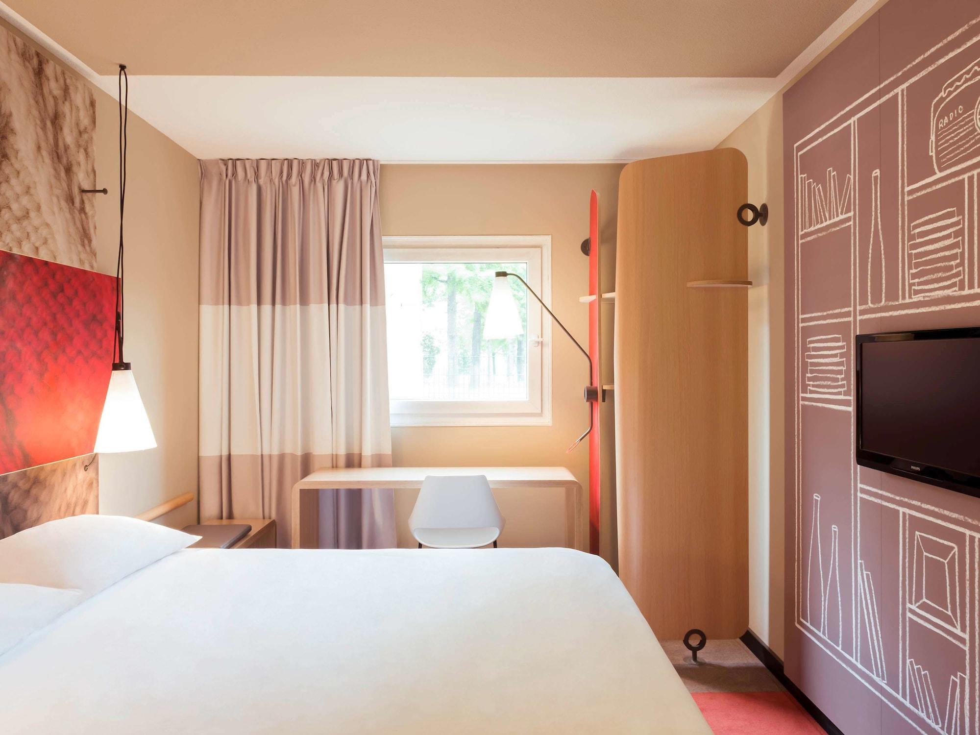 Ibis Aeroport Bale Mulhouse Hotel Saint-Louis  Exterior photo