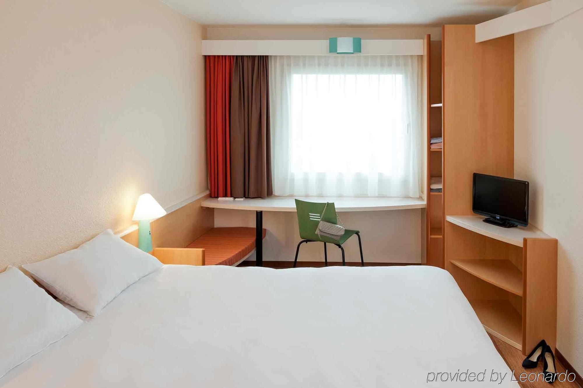 Ibis Aeroport Bale Mulhouse Hotel Saint-Louis  Exterior photo