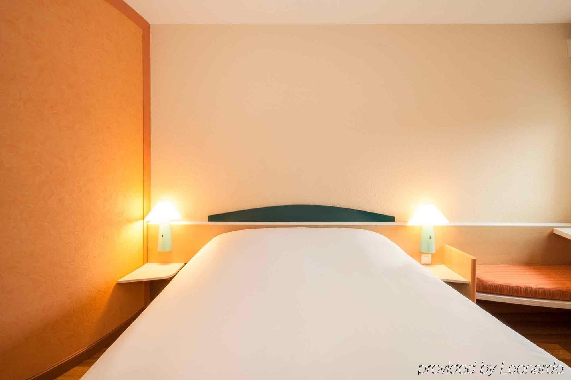 Ibis Aeroport Bale Mulhouse Hotel Saint-Louis  Exterior photo