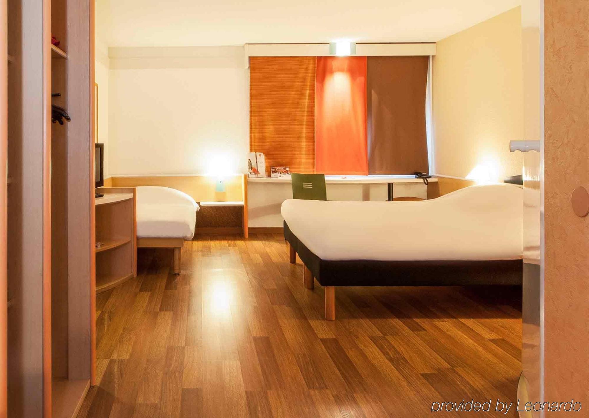 Ibis Aeroport Bale Mulhouse Hotel Saint-Louis  Exterior photo